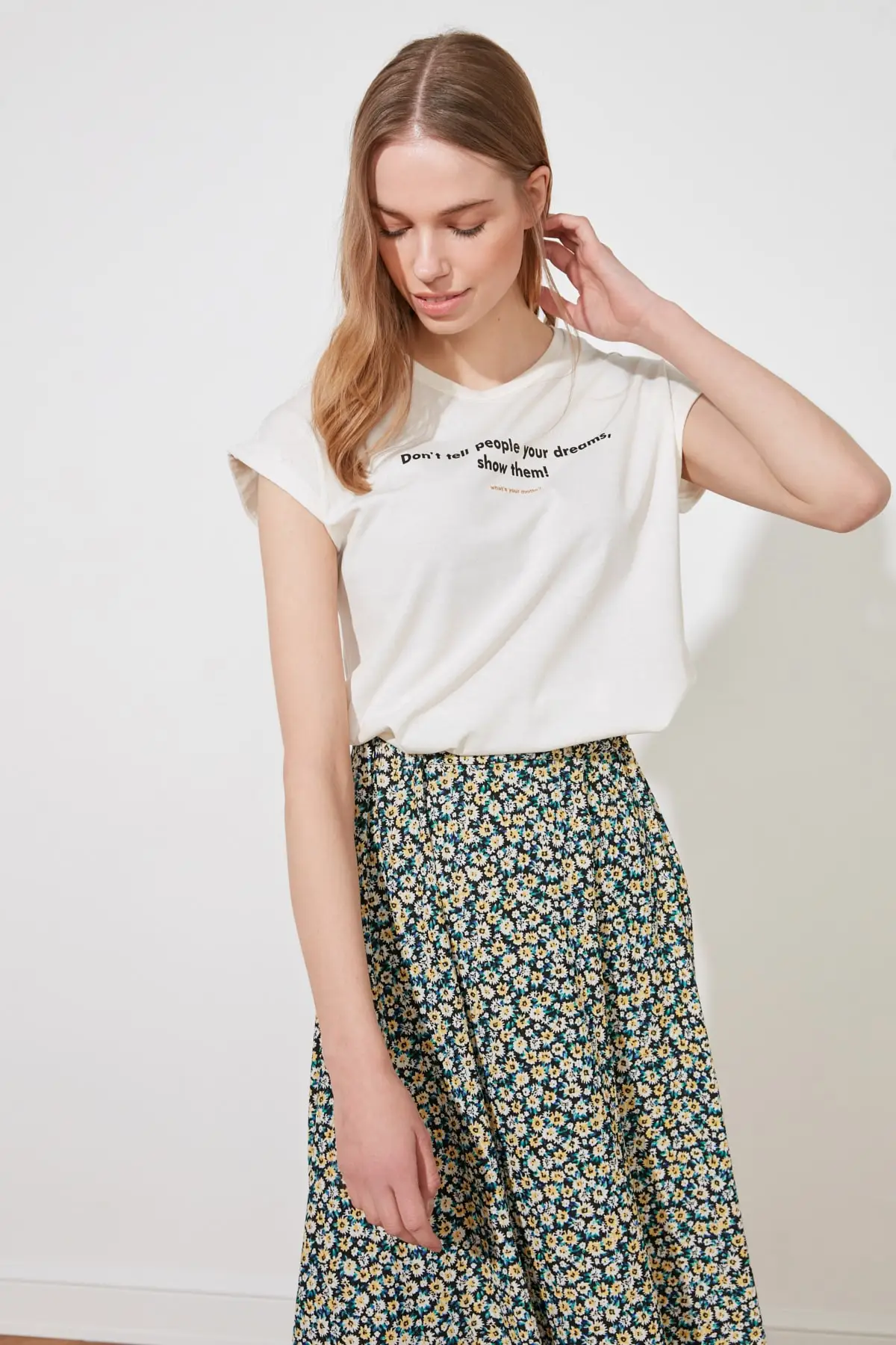 Trendyol хаки печатных трикотажная футболка TWOSS19XU0022 | Женская одежда
