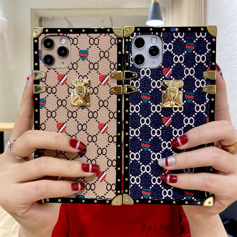 

Pencil Cases Business Luxury Geometric Pattern Outer Banks Drop-proof Smart Phone Case For Iphone 12 11 Pro Max XR XS 87P