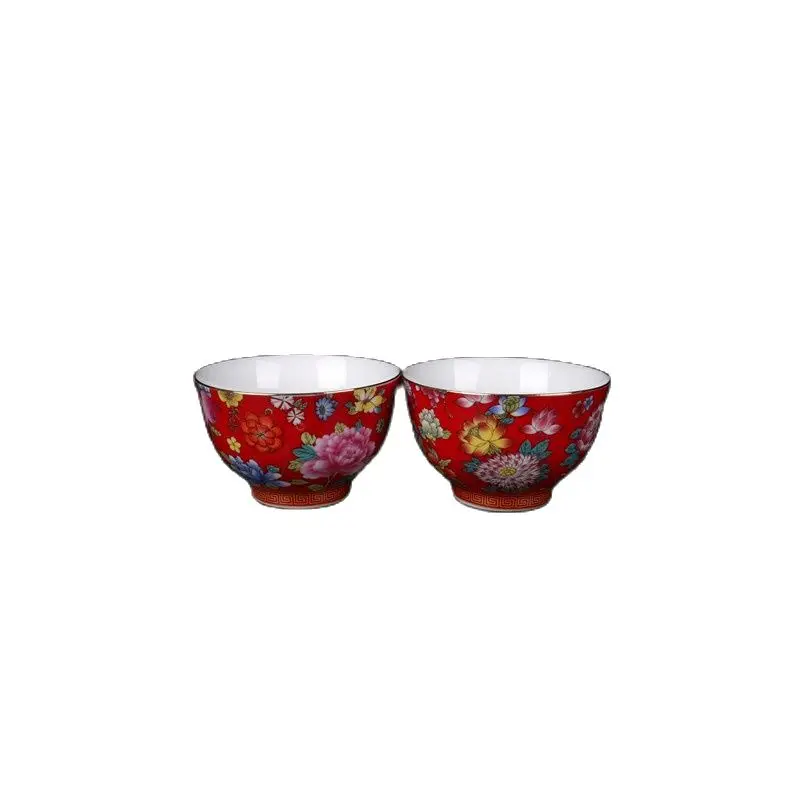 

Chinese old porcelain A pair of colorful patterns Chinese tea cups