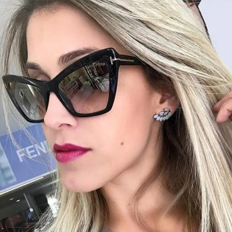 

Vintage Cat Eye Sunglasses Women Goggles Mens Mirror Sun Glasses Female Fashion Famous Brand Rivet Black Eyewear Gafas de sol