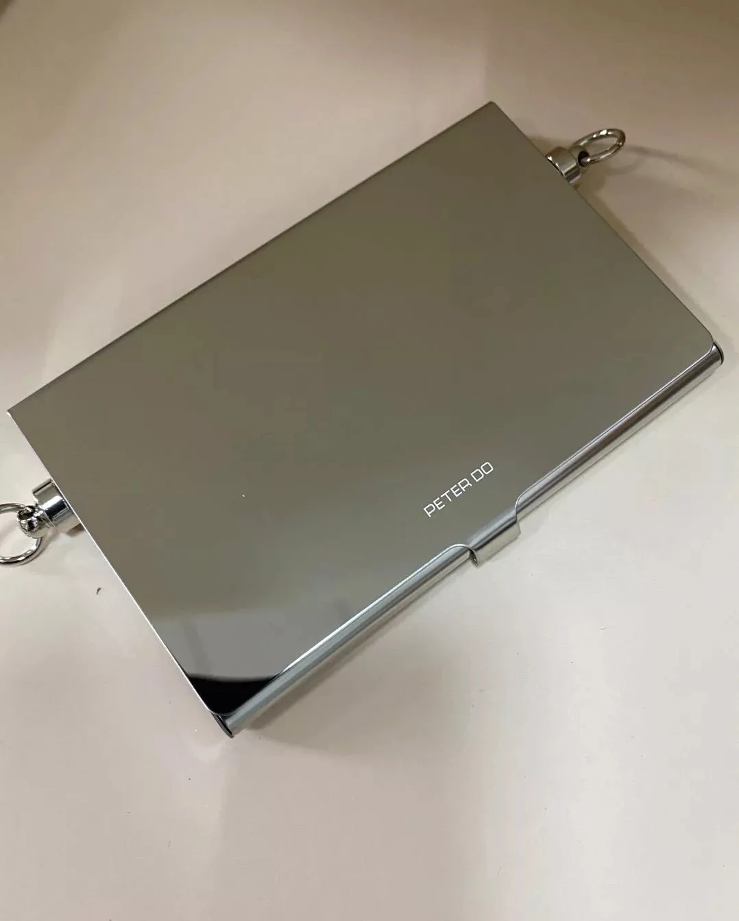 Минималистский стиль Петер металлический цепочка из змеиных костей мини-сумка