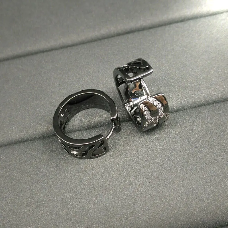 

S925 sterling silver October new gun black camouflage circle earrings women fashion trend Korean fashion jewelry