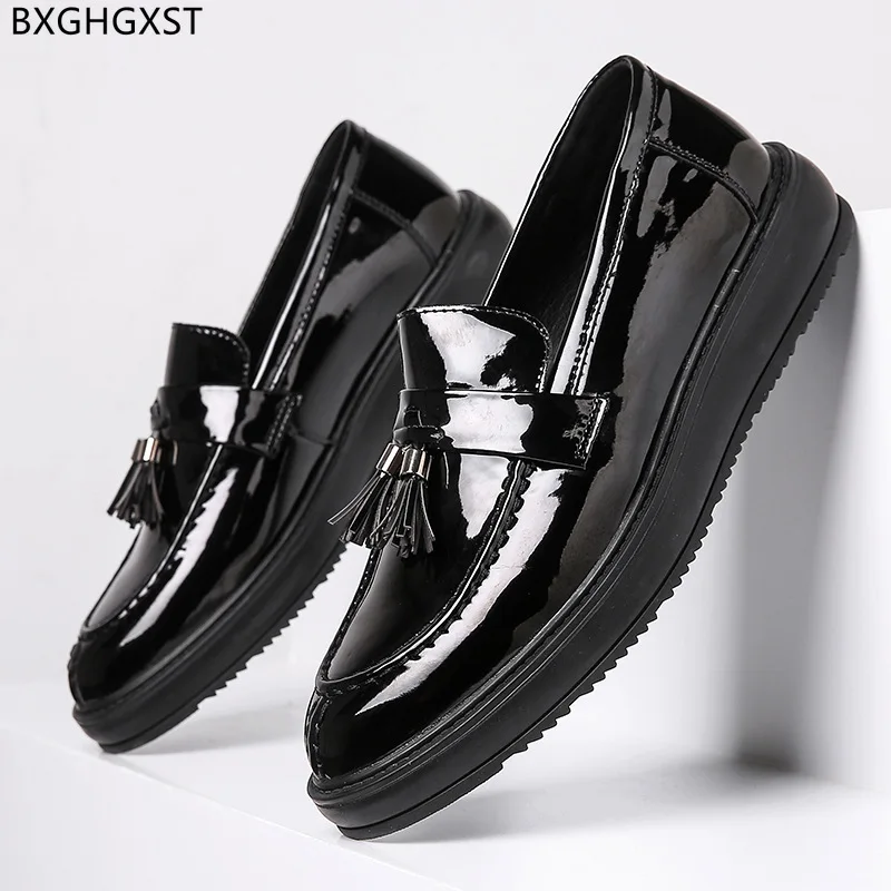

Brown Casual Business Shoes Men Black Patent Leather Shoes Mens Dress Shoes Loafers Tassel Office 2023 Zapatos Hombre Chaussure