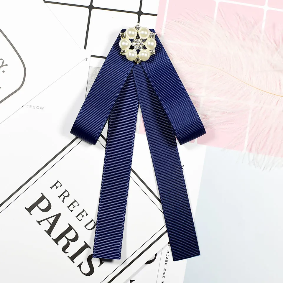 

Rhinestone Ribbon Bow Tie Brooches Pins Fashion Women's College Style Shirt Accessories Pearl Collar Flower Gift for Women