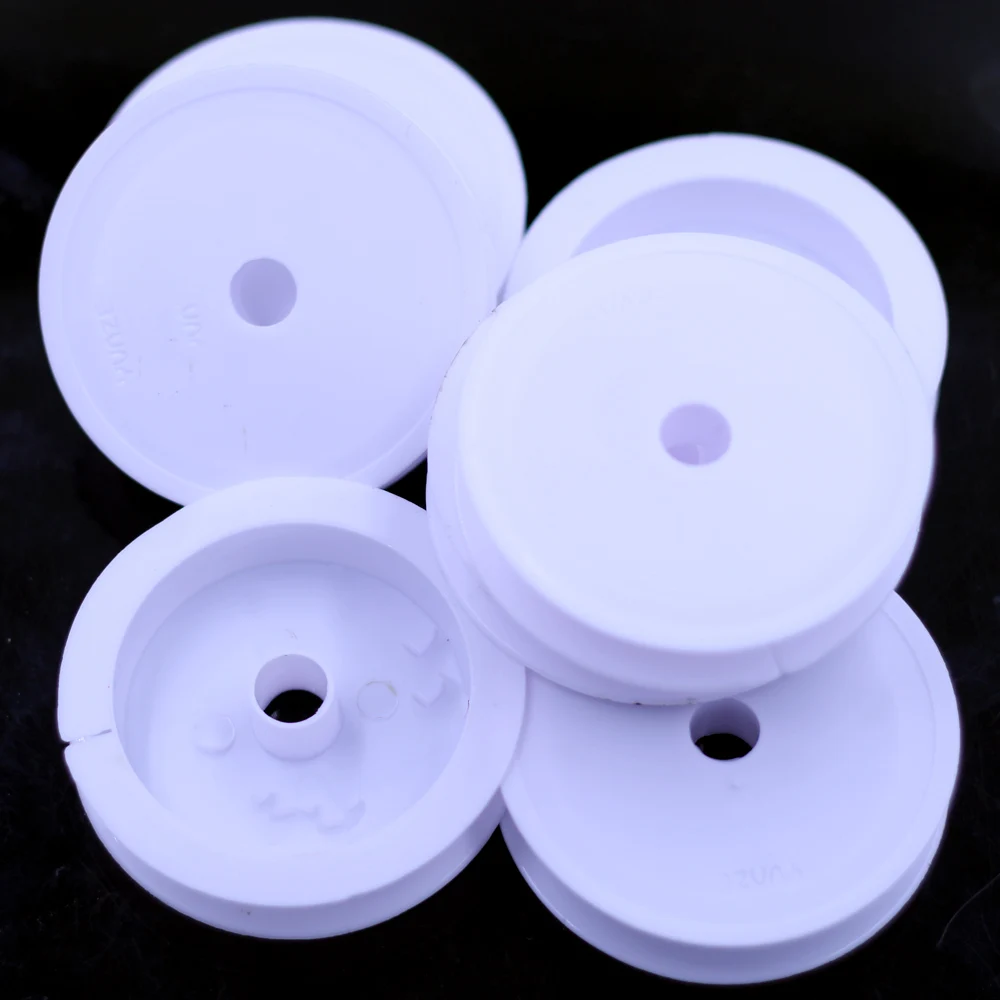 

Plastic Wood Empty Spools Bobbins Thread Reels Cylinder Textile Yarn For Needlework Beading Wire Thread String