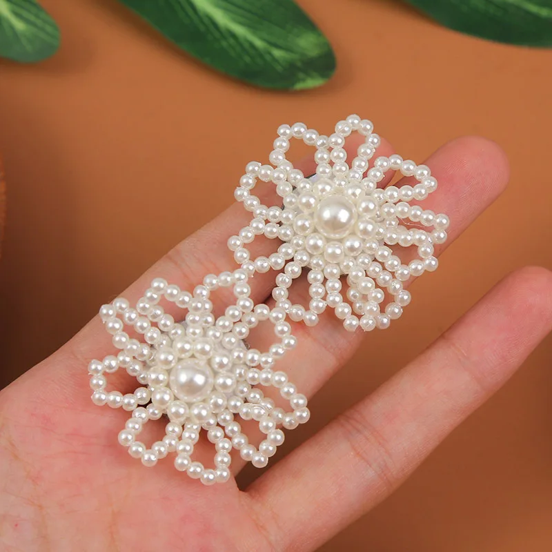 

New Woman Imitation Pearl Flower Handmade Earrings Party Club Accessories Hollow Out Ear Stud Fashion Wedding Jewelry серьга