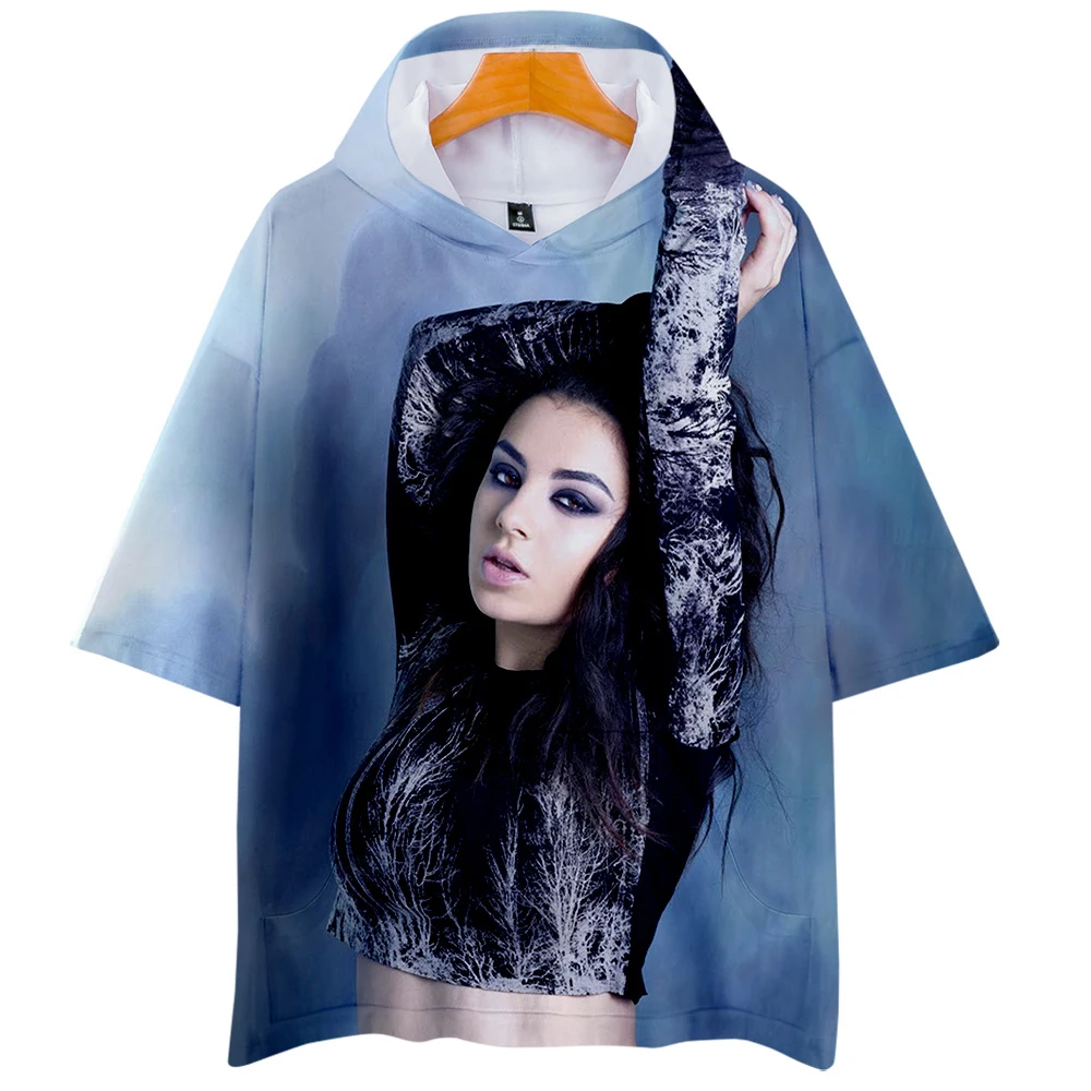 Футболка Шарли XCX Шарлотта Эмма айсинсон с коротким рукавом капюшоном унисекс