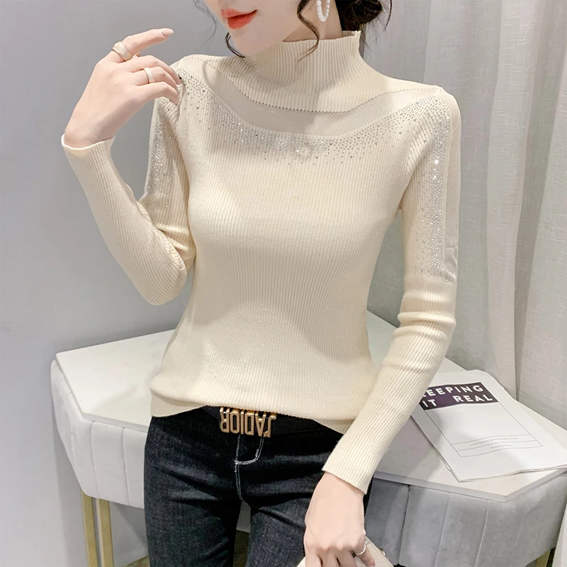 Женский трикотажный свитер с высоким воротником однотонный пуловер со стразами