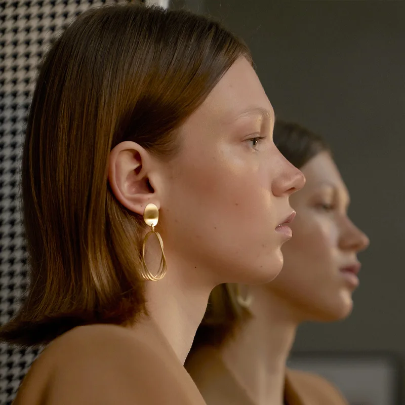 

JIAN Long Hoop Dangle Earrings Accessories Vintage Metal Geometric Big Loop Drop Earring for Women Gold Color Punk Ear Jewelry