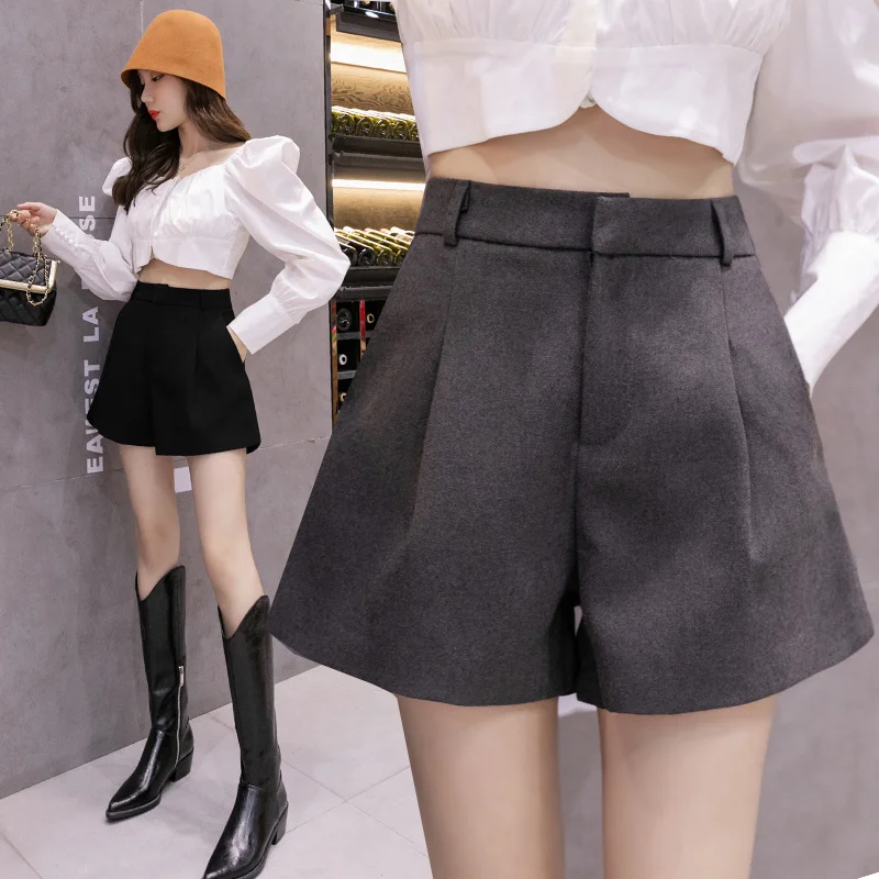 

Новинка Осень-зима 2020 подходящие ко всему короткие стройнящие шорты с высокой талией