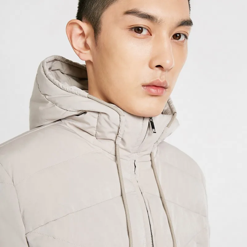 Мужской пуховик с капюшоном JackJones короткое пальто базовая мужская одежда 218412525 |