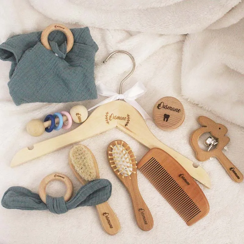 Custom Name Baby Bathing Comb Care Hair Brush Pure Natural Wool Wood Newborn Massager Shower and Registry Gift | Дом и сад