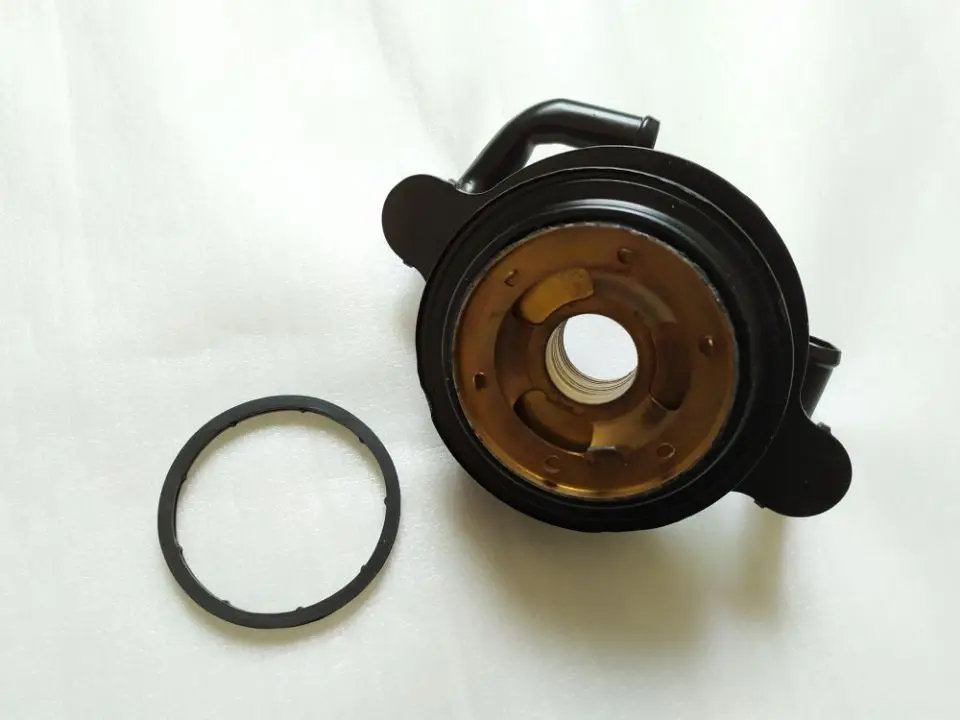 Масляный радиатор для Isuzu TFR/TFS Asm 8-94311-222-0 |