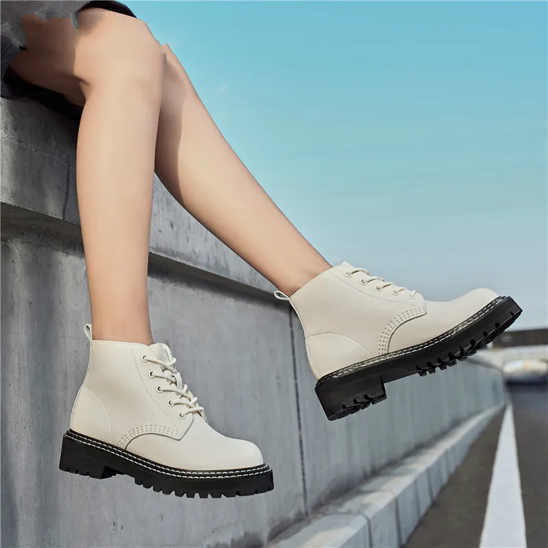 

Autumn Women Chelsea Boots Genuine Leather Ankle Boots for Women Casual Motorcycle Shoes Winter Couple Shoes Zapatos Mujer