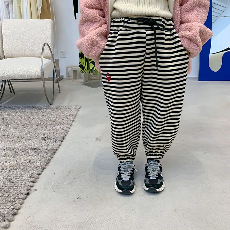 

Новинка Зима 2021, детская одежда, полосатые плюшевые брюки для девочек, двухслойные Композитные брюки для детского сада 2-355