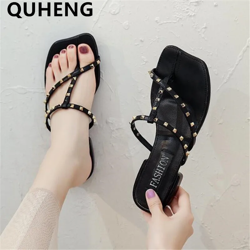 2020 летние Новая модель женские тапочки Женская обувь на толстом каблуке с