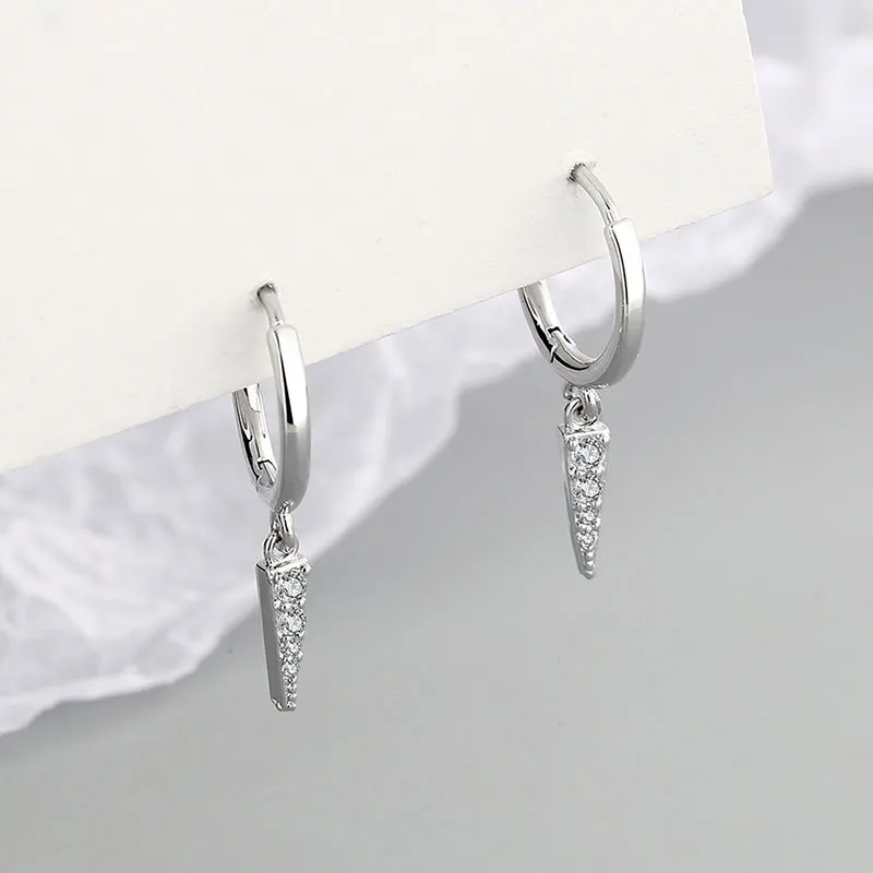 

2021 European Fashion Stlye Accessories Silvery and Golden Color Punk Earrings Boucle oreille Femme Christmas Gifts