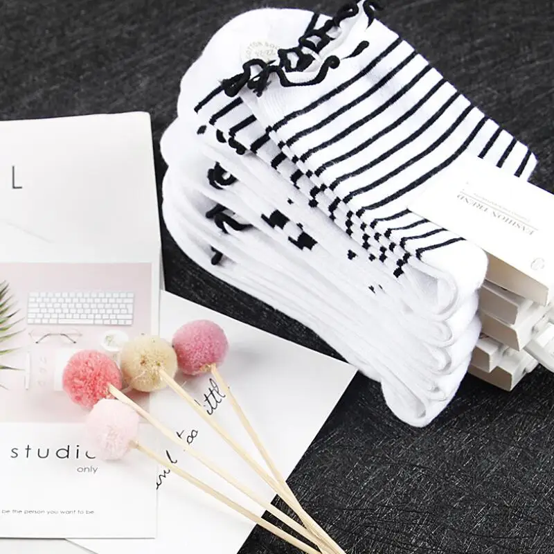 5 Pairs Black White Student Cotton Socks Girls Striped Heart Dot Printed Crew Sock Woman Wrinkled Cuff Cotton Summer Ankle Socks