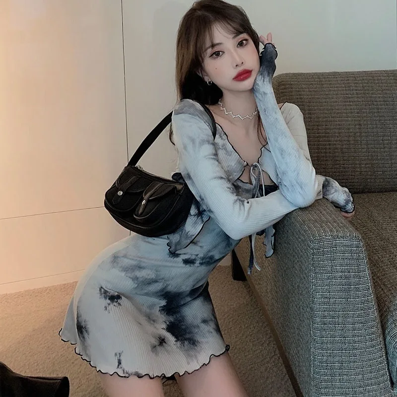 

Early Autumn Design Sense Tube Top Skirt Women Fashion Cardigan Top 2021