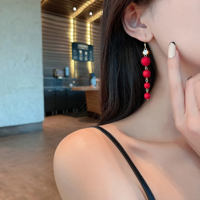 

2021 New Lucky Long Tassel Red Pearl Ball Earrings For Women Jewelry Earrings Wedding jewelry Party earrings Drop Shipping