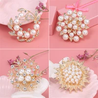 elegant imitation pearl brooches rhinestone crystal flower brooches flower pins jewelry clothes accessories wedding accessory