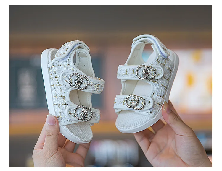 

Summer New Sandals Girls Sandals Solid Color Soft Soled Anti-Slip Children Kids Shoes Summer Beach Sandals Size 23-36