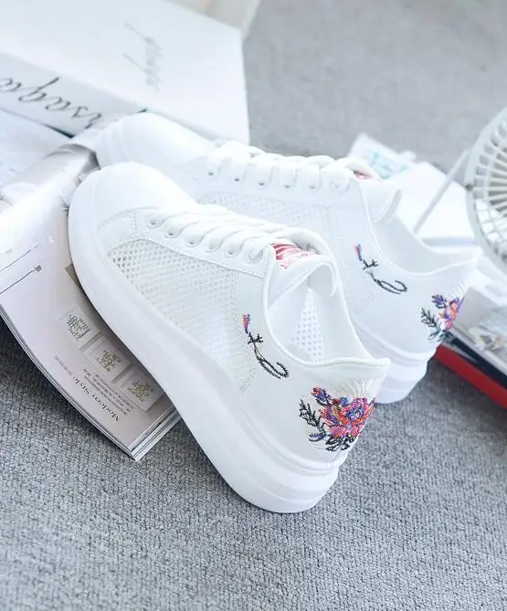 

2021 spring new fashion white wedge shoes female platform ladies comfortable casual shoes Breathable mesh sneakers
