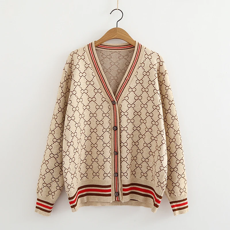 Женский свитер с пуговицами вязаный кардиган в полоску длинным рукавом весна