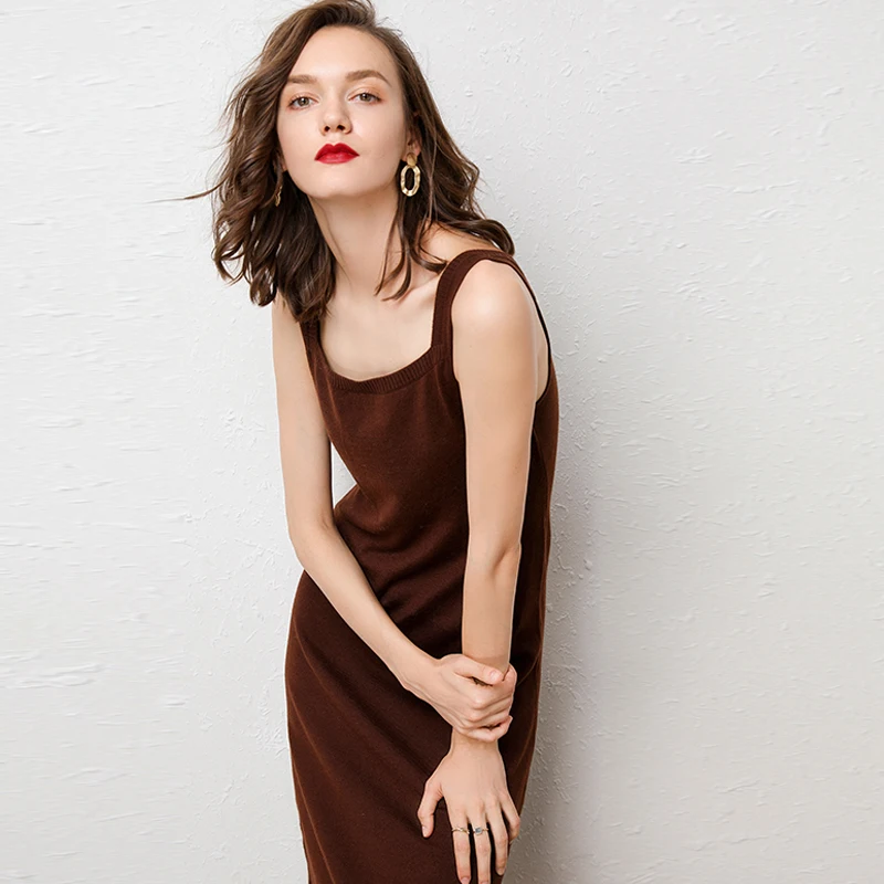 Женское длинное трикотажное платье на бретельках ALKMENE облегающее свитер