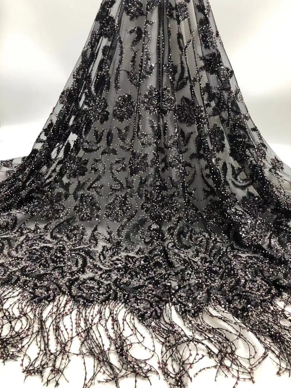 

Cassic High-End Quality Luxury tassels Sequin Lace Elegant Soft Bead Tube African Tulle Fabric for Wedding Dress NN661-d