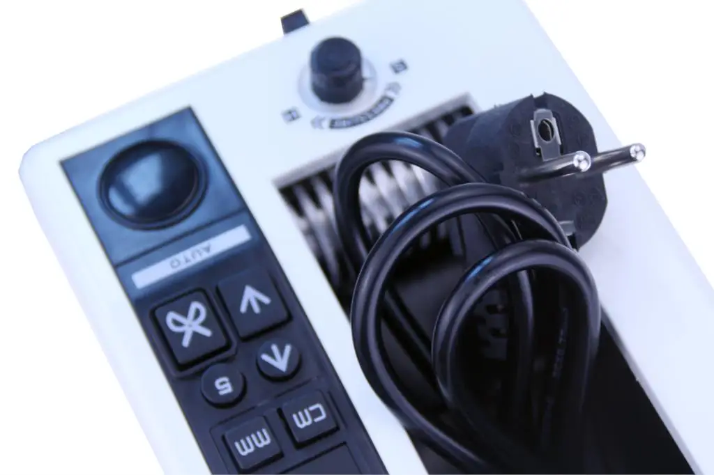 

M-1000S 18W Automatic Tape Dispenser Electric Adhesive Tape Cutter Cutting Machine 5-999mm