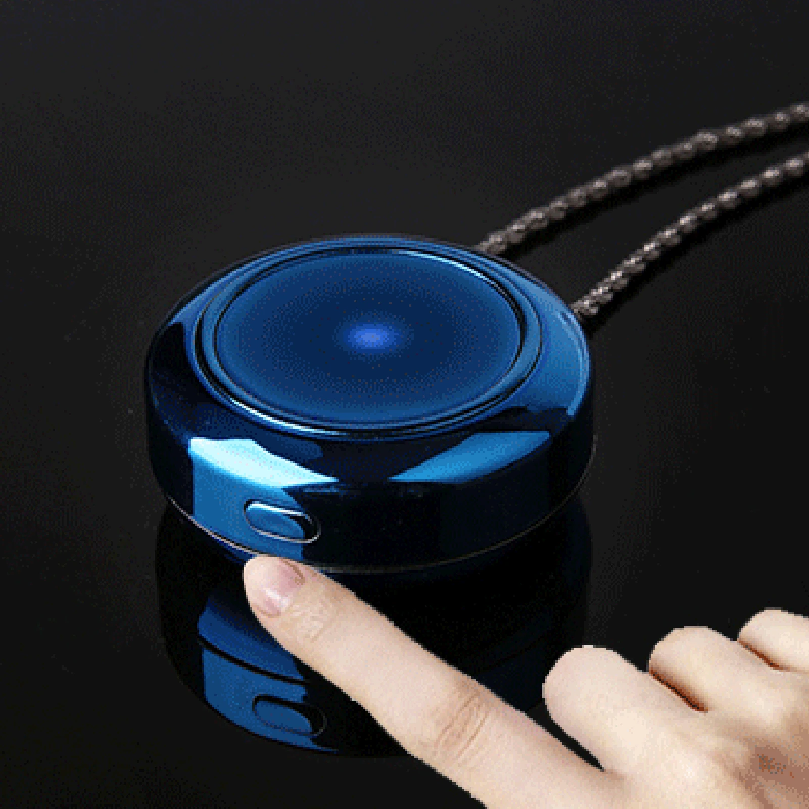 

USB Air Necklace Air Purifier Negative Ion Air Freshener Air Purifier Mini Portable USB Charging Necklace Air Freshener for Home