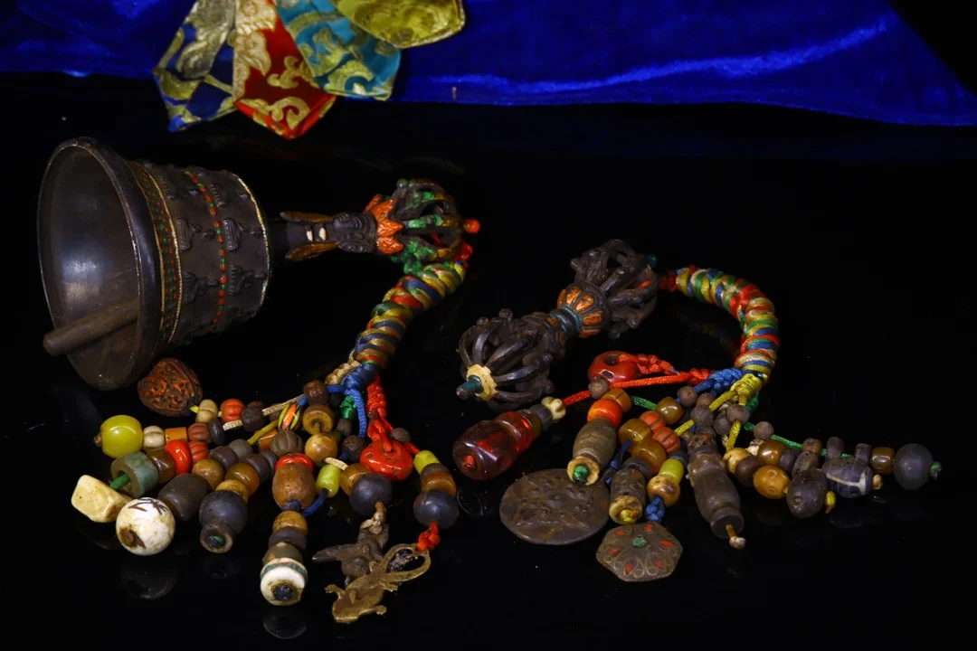 8-дюймовая коллекция тибетского храма старая бронза киноварь окрашенная тысяча