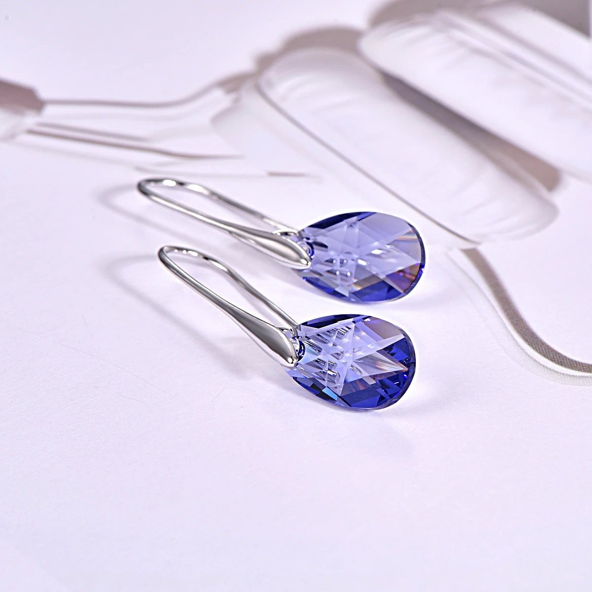 Серьги-капли воды для женщин новые модные Кристаллы от SWAROVSKI серебряный цвет кулон серьги-капельки с имитацией листьев ювелирные изделия подарок для девочки - Окраска металла: Tanzanite
