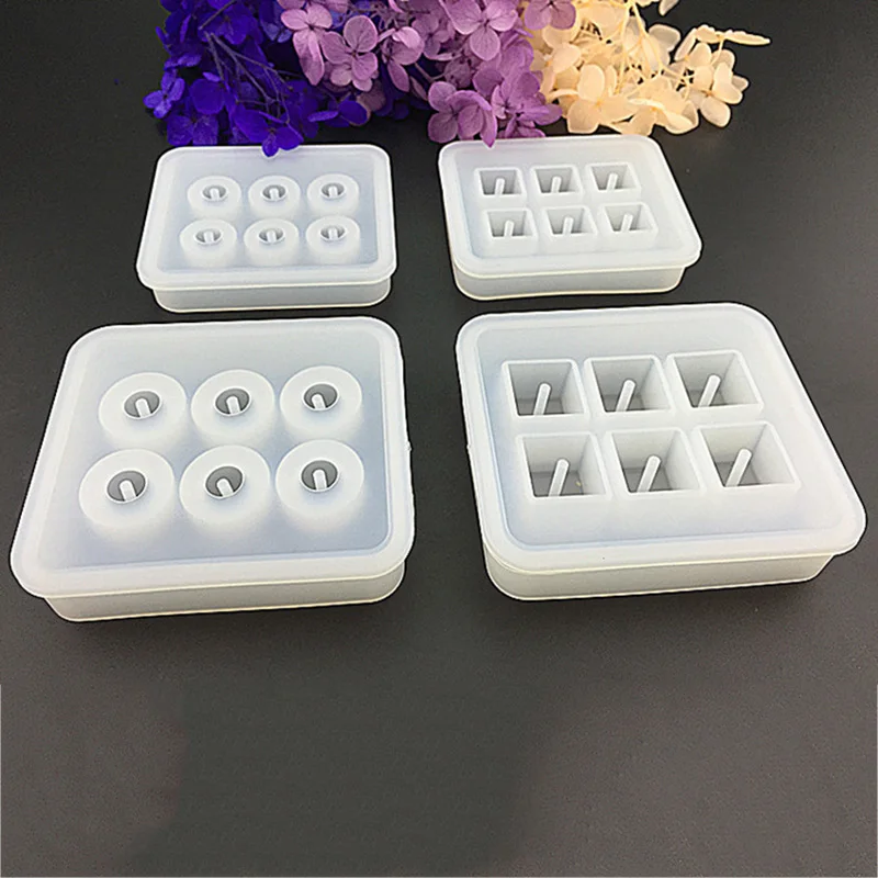 Подвесная форма принадлежности для рукоделия куб спроектированная силиконовая