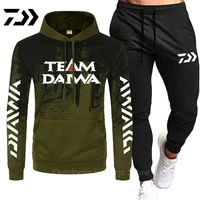 daiwa mens autumn winter fishing clothing outdoor hunting hiking sports suit high quality fishing suits two piece fishing set