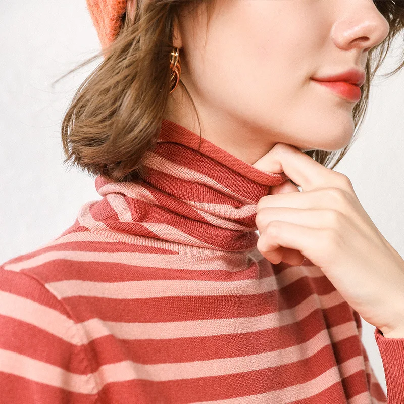 Женский полосатый свитер с высоким воротником повседневный вязаный пуловер