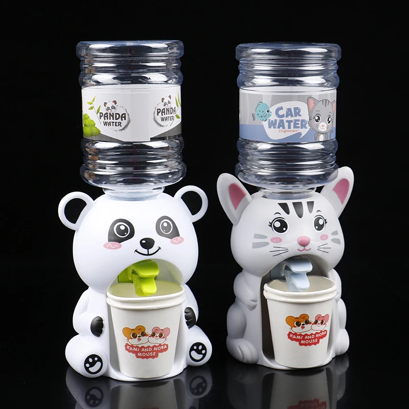 

1PC 8 * 7.5* 23cm Mini Cartoon Drink Water Dispenser Toy Kitchen Play House Toys For Children Game Toys