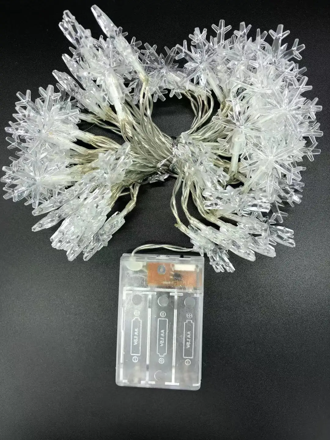 

LED String Lights Christmas Snowflake Lights Battery Operated 10 20 40 80 LED Lights for Bedroom Corridor Patio Garden Yard