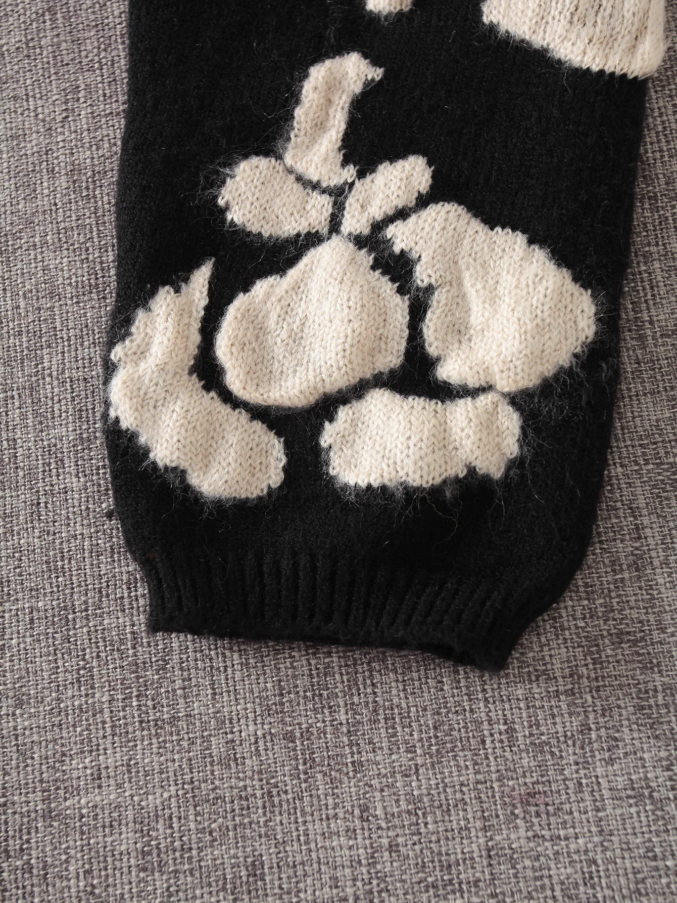 

2020 Autumn Winter Floral Print Sweater Women Knitted Pullover Femme Sweaters High Quality Knitted Oversize black Sweater Jumper