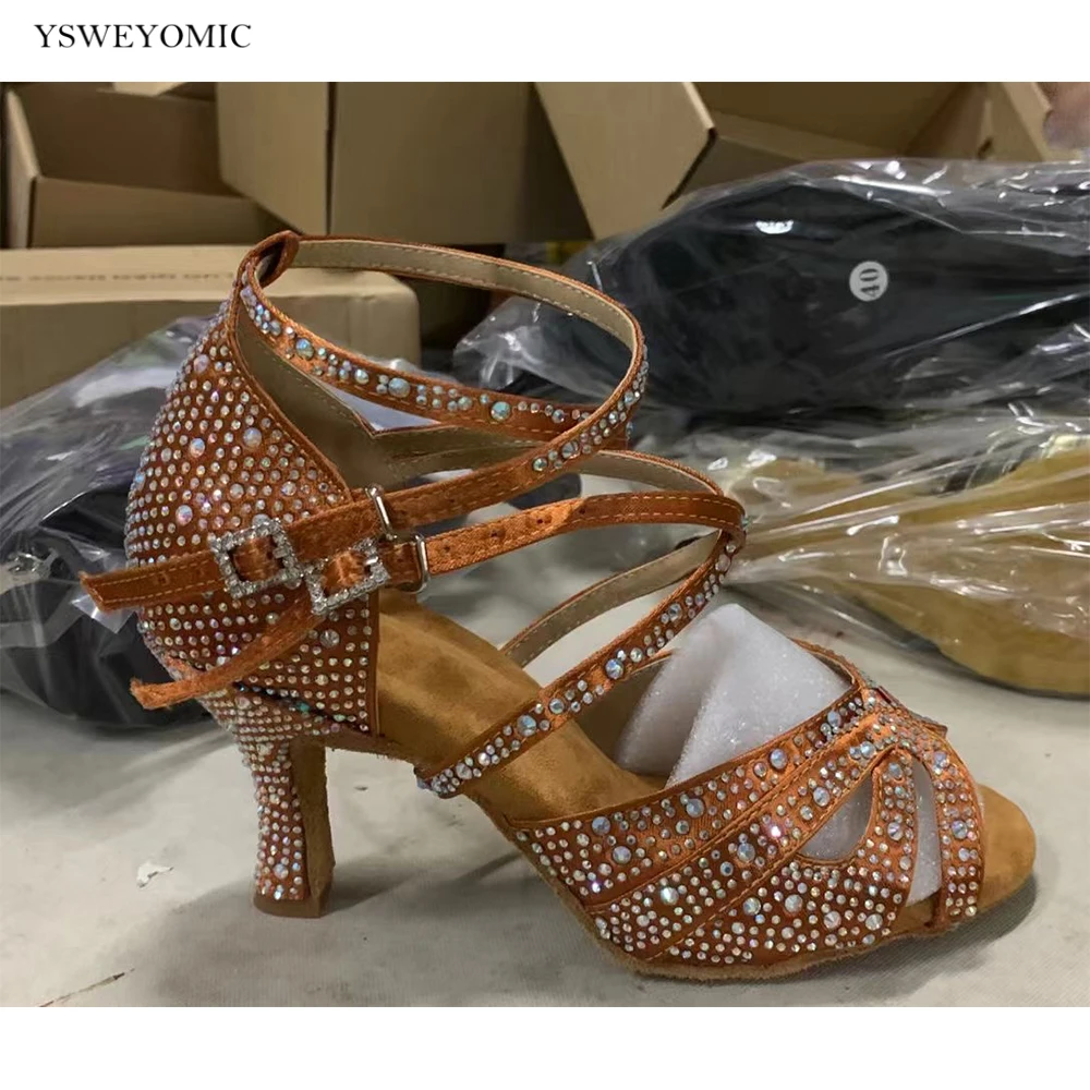 2021 Latin Shoes Rhinestones Dancing Shoes Latin Salsa Bachata Stable Meduim Heel Dance Shoes For Customized