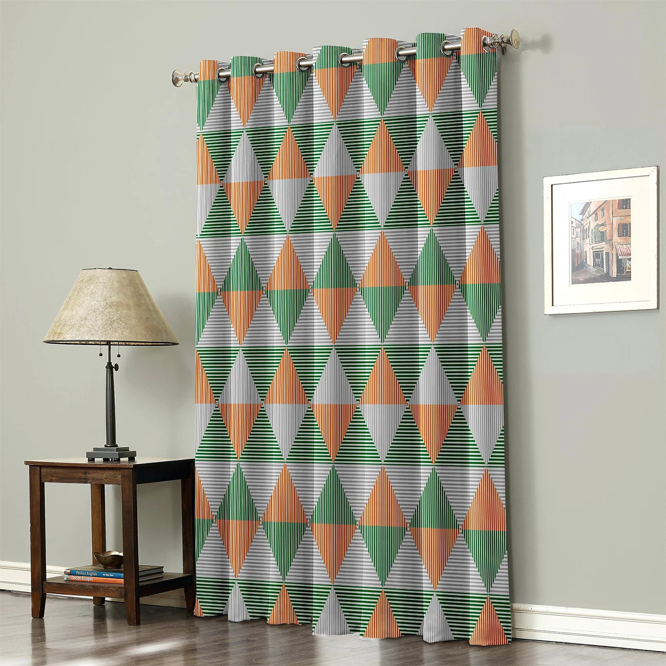 Геометрические зеленые-оранжевые треугольные мозаичные узоры для ванной