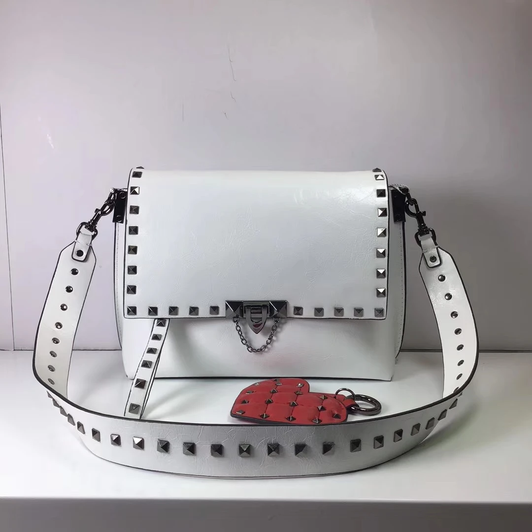 

free shipping 2020 the new style cover black rivet genuine cow leather women one shoulder bag crossbody bag 24cm 3 color