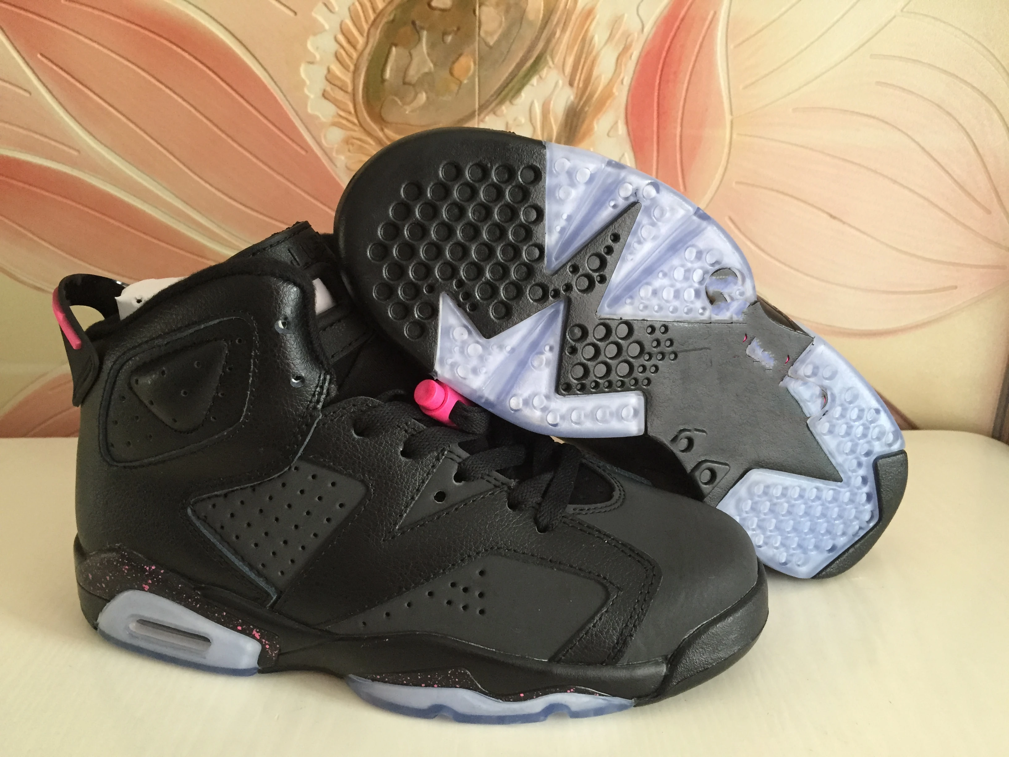 

casual 6s travis scotts men basketball shoes reflect silver flight nostalgia Olympic mens sport Desinger sneakers