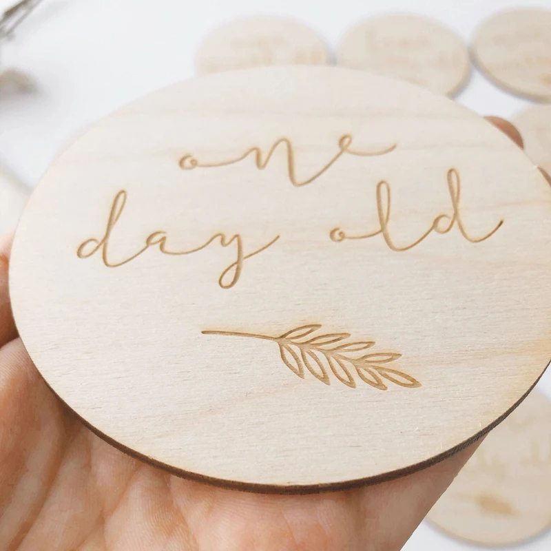 Основные этапы возраста ребенка объявление о рождении из дерева подарок для