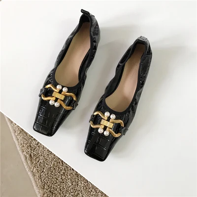 

2020 autumn new European and American style women's shoes fashion crocodile pattern metal buckle square toe flat shoes