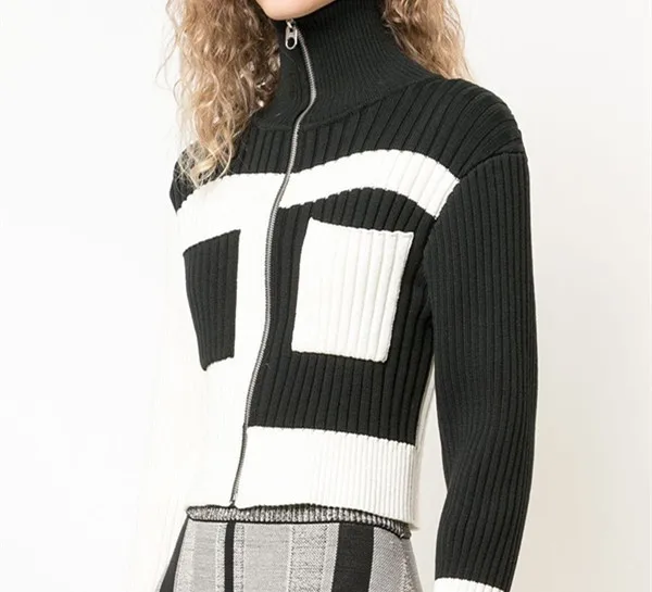 

Autumn 2020 new women's Contrast cashmere zipper jacket Color contrast design of geometric pattern splicing Simple and generous