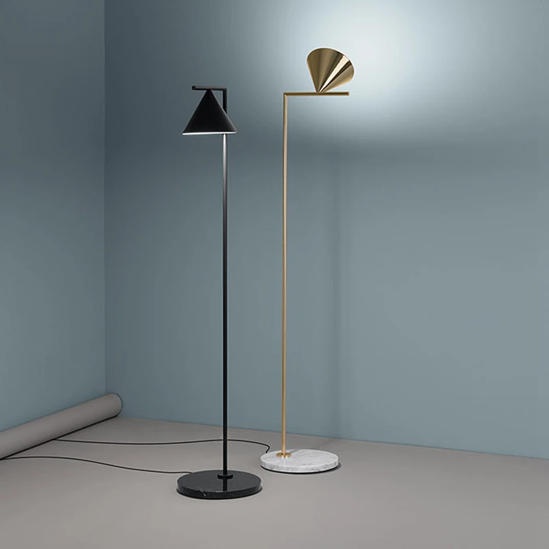 Lâmpada de Assoalho de Arte Cabeça da Lâmpada Luz do Assoalho para a Decoração do Hotel em Casa Minimalista Ajustável Nordic Moderno Olho-protetor E27 Metal pé 11 de metal para decoração de casa e hotel