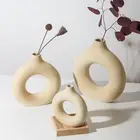 Круглая керамическая ваза в скандинавском стиле с отверстиями, пончики, цветочные аксессуары, аксессуары для офиса, рабочего стола, гостиной, интерьерный декор, подарок