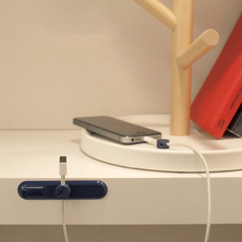 Магнитный органайзер для кабеля настольное управление шнуром